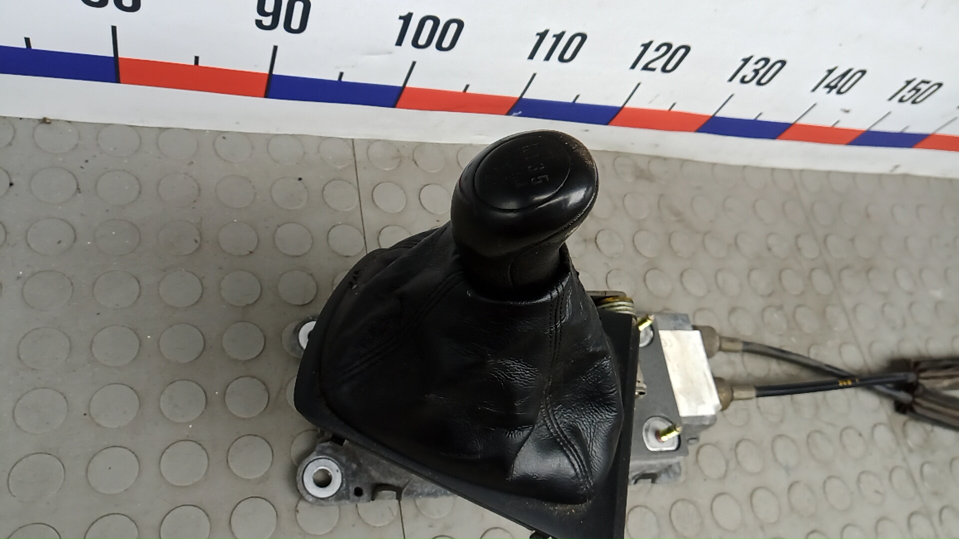 Кулиса МКПП / АКПП