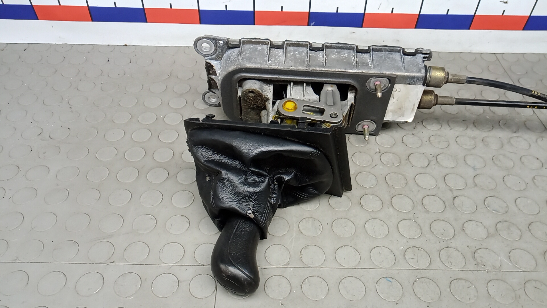 Кулиса МКПП / АКПП