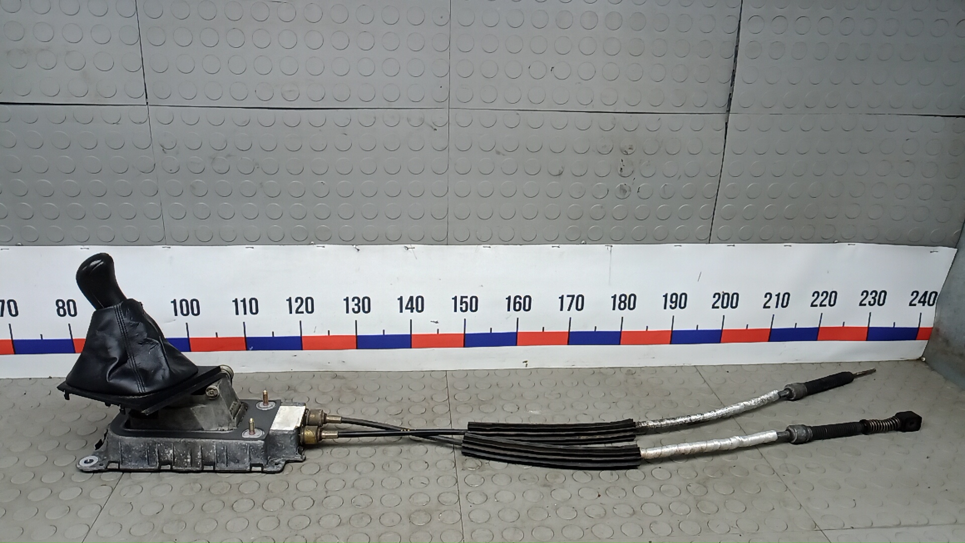 Кулиса МКПП / АКПП