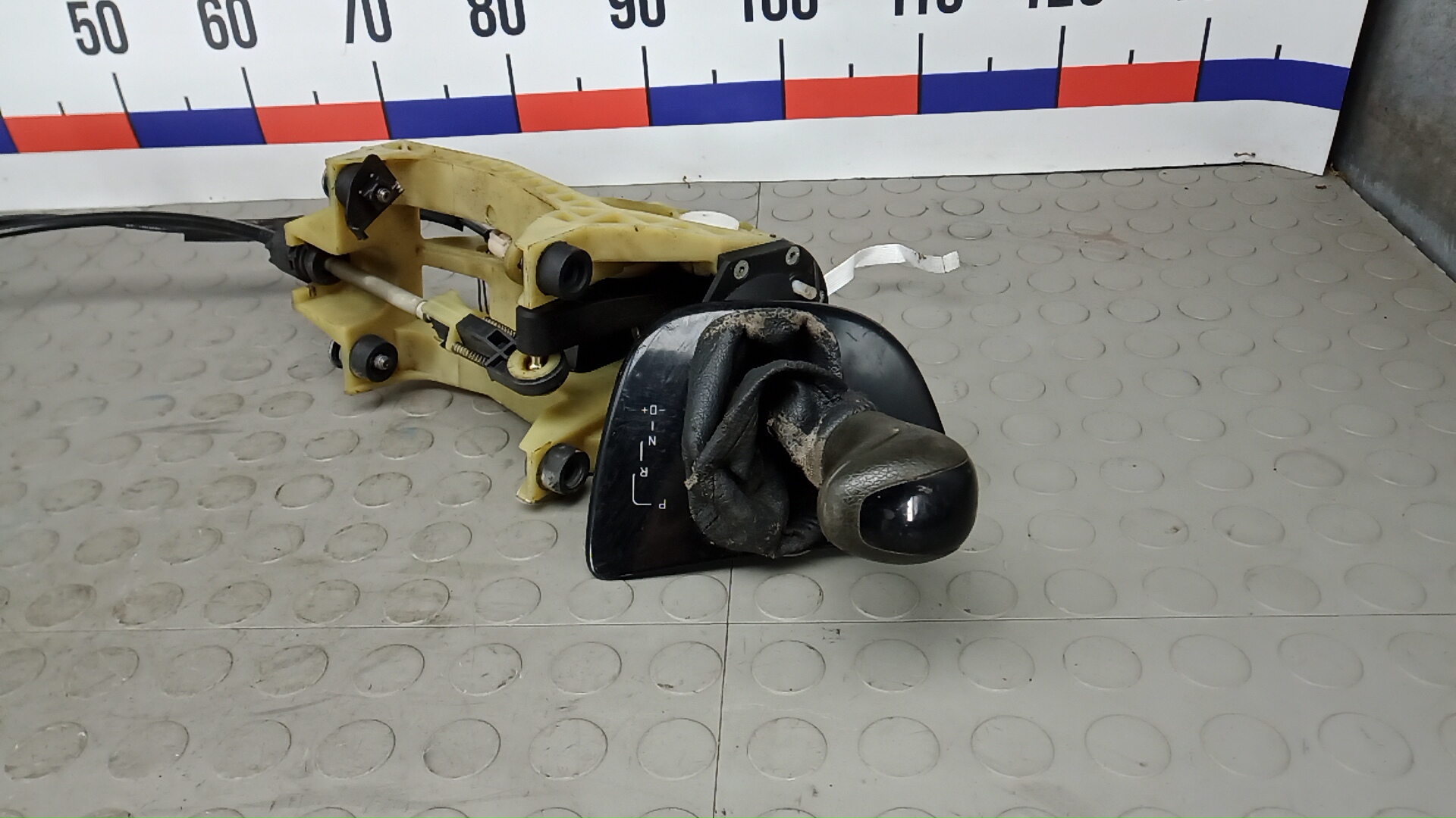 Кулиса МКПП / АКПП