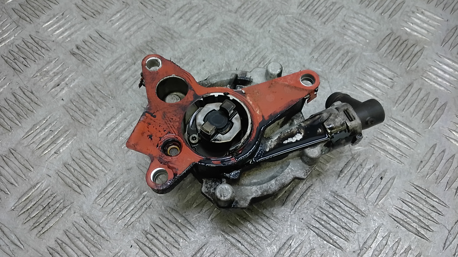 Насос вакуумный