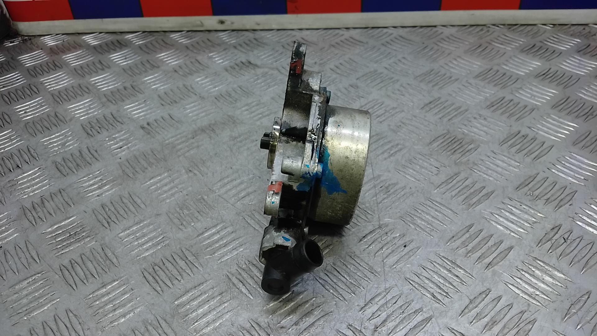 Насос вакуумный