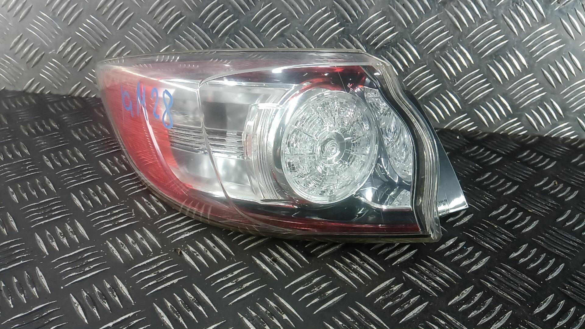 Фонарь задний левый