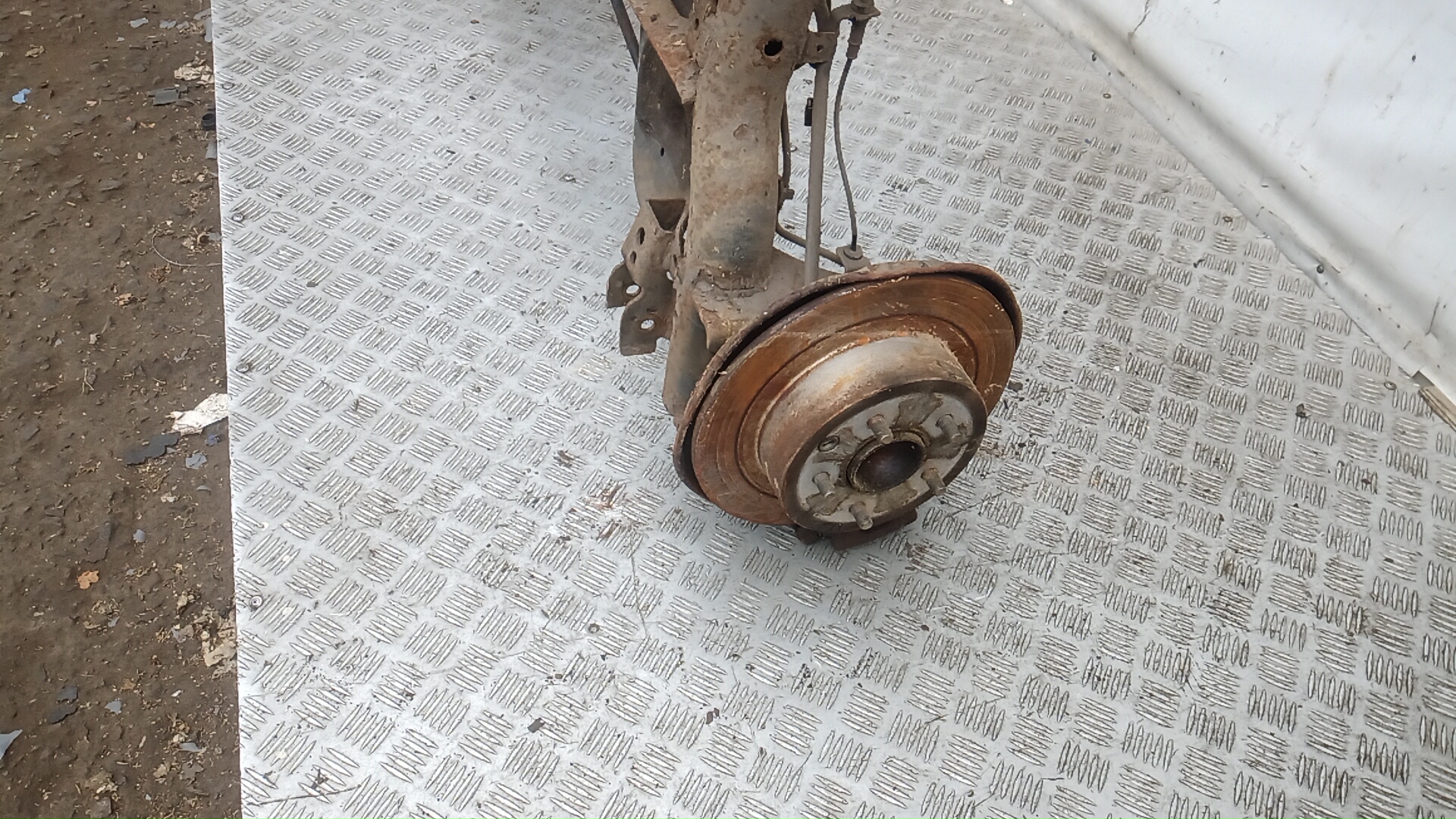 Балка задняя