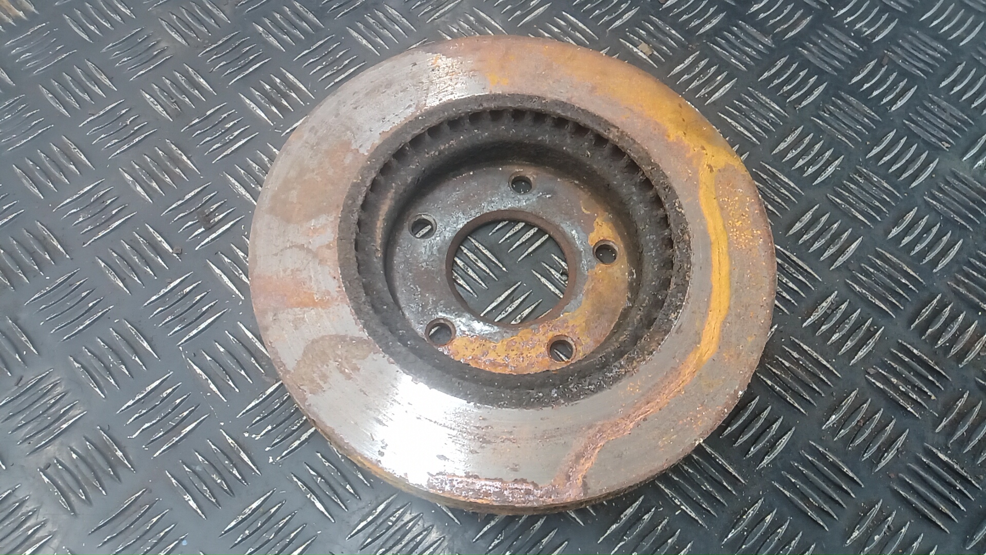 Диск тормозной передний вентилируемый