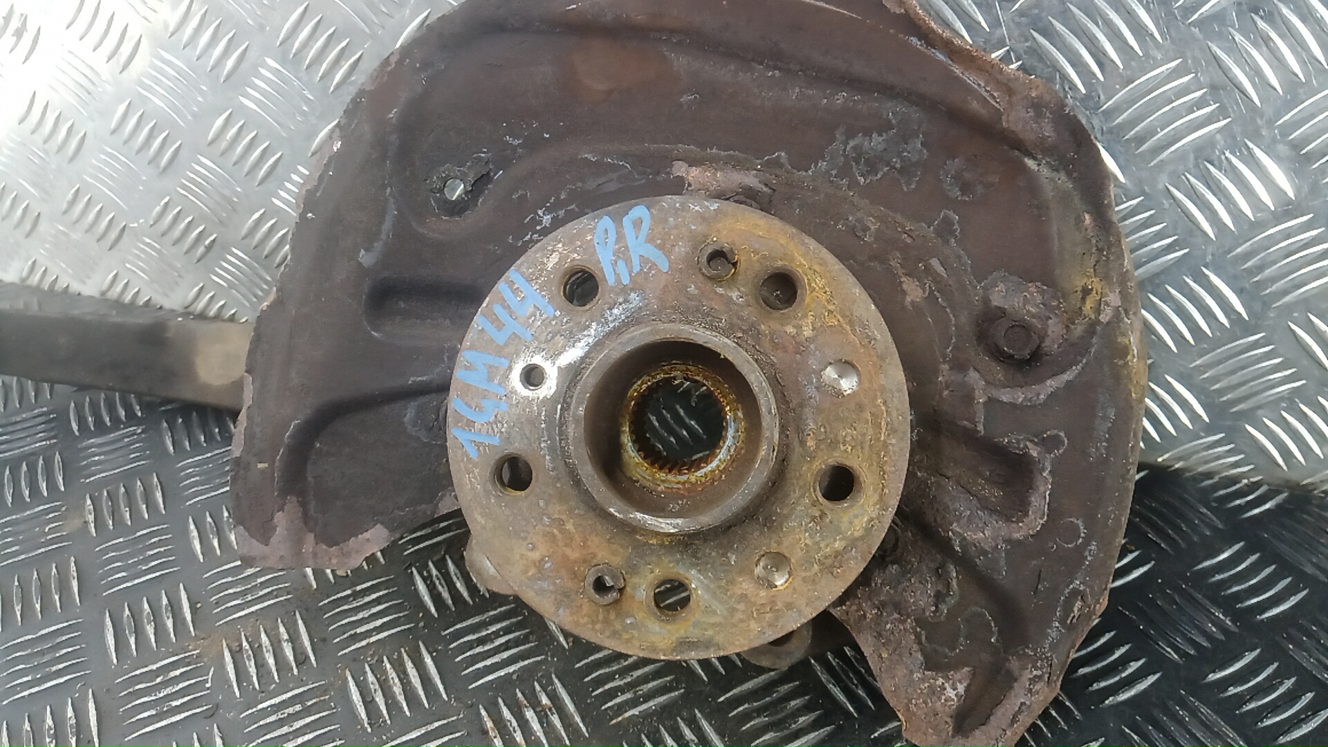 Ступица передняя