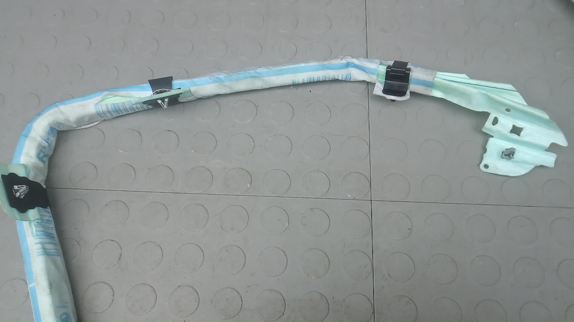 Подушка безопасности боковая (шторка)