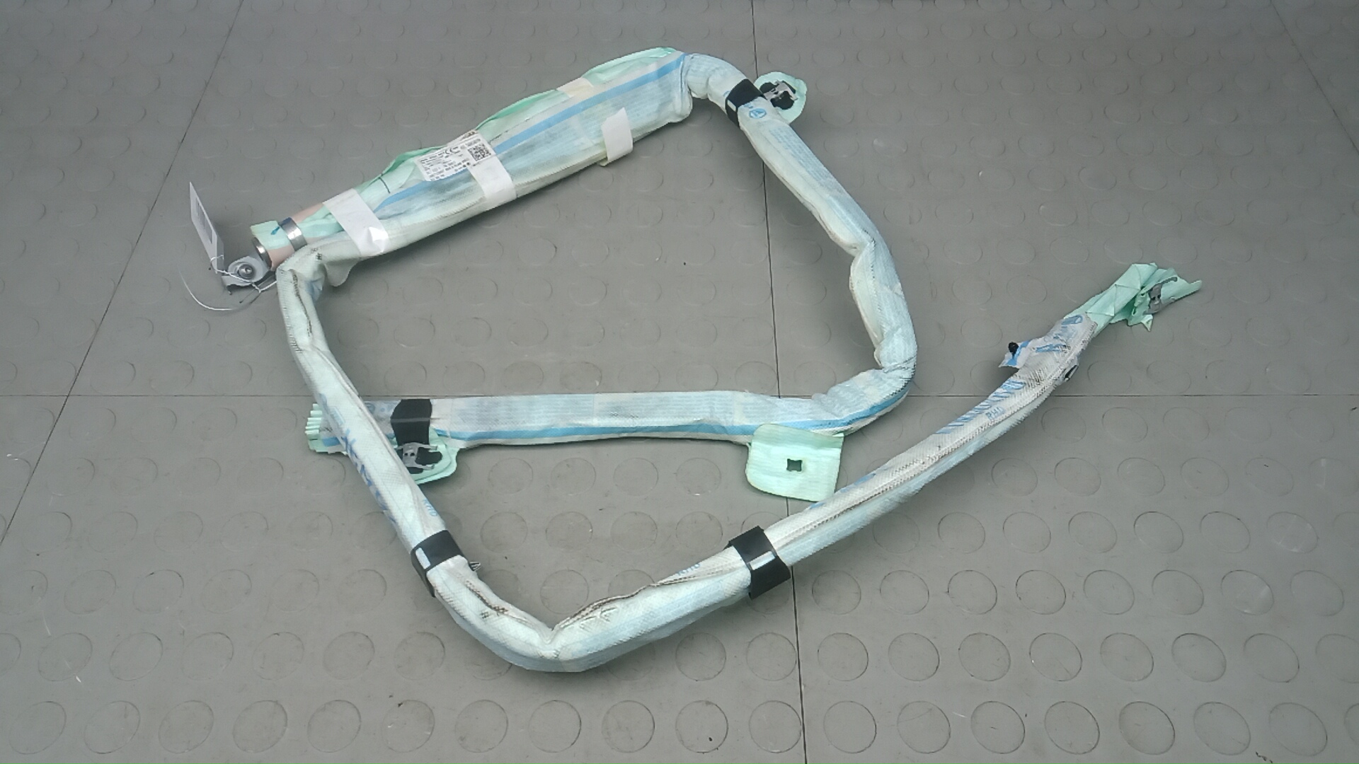 Подушка безопасности боковая (шторка)