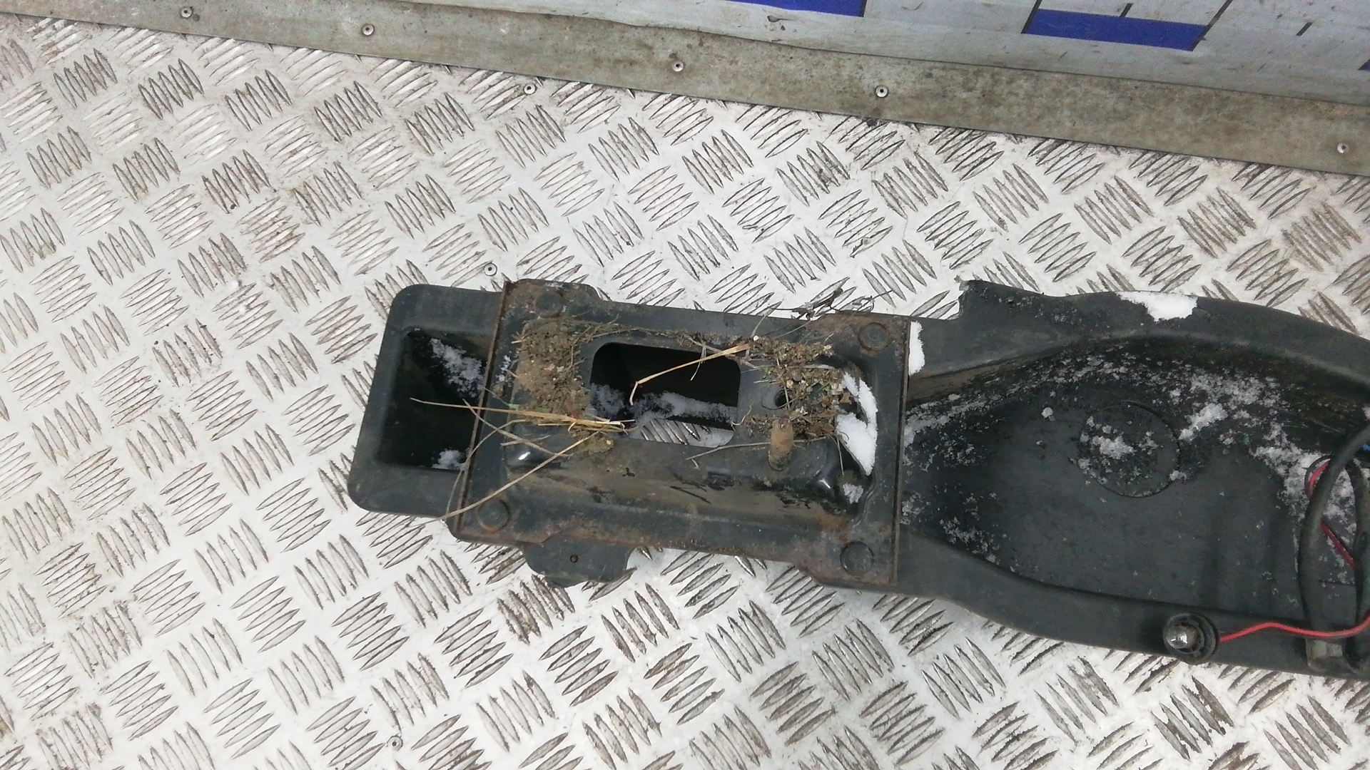 Кронштейн усилителя переднего бампера