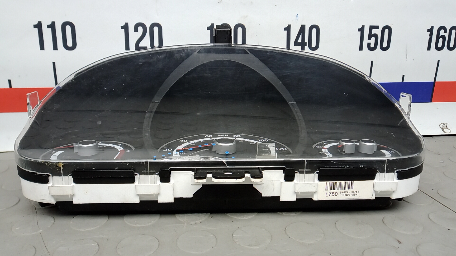 Панель приборов