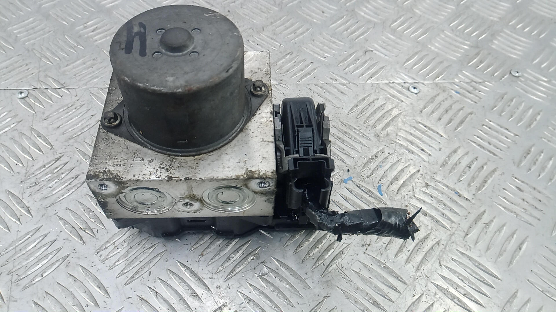 Блок ABS (насос)