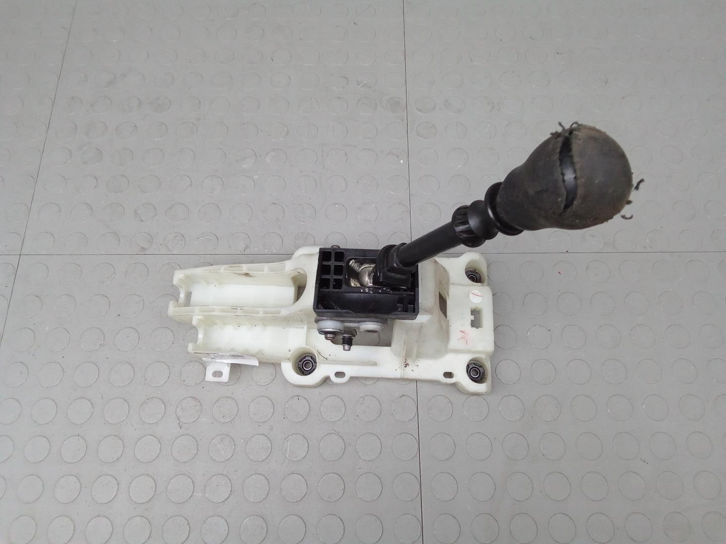 Кулиса МКПП / АКПП