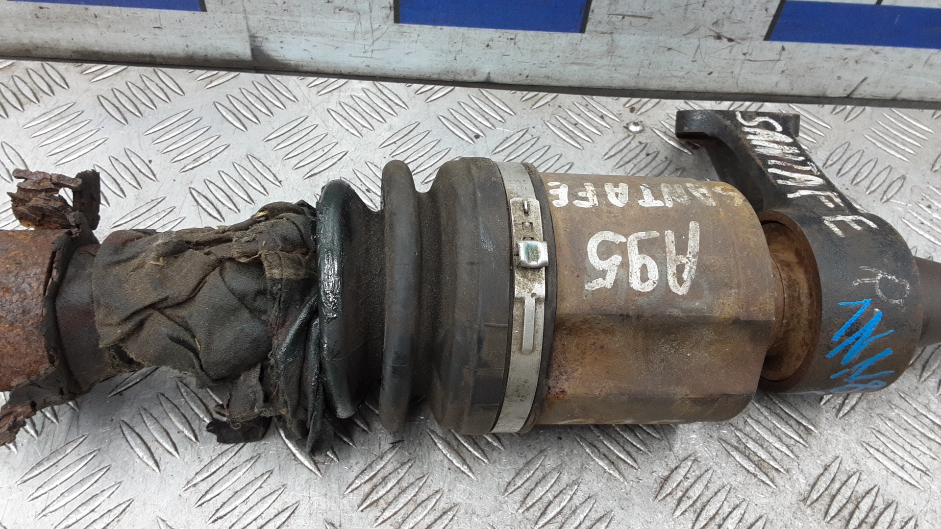 Полуось передняя правая