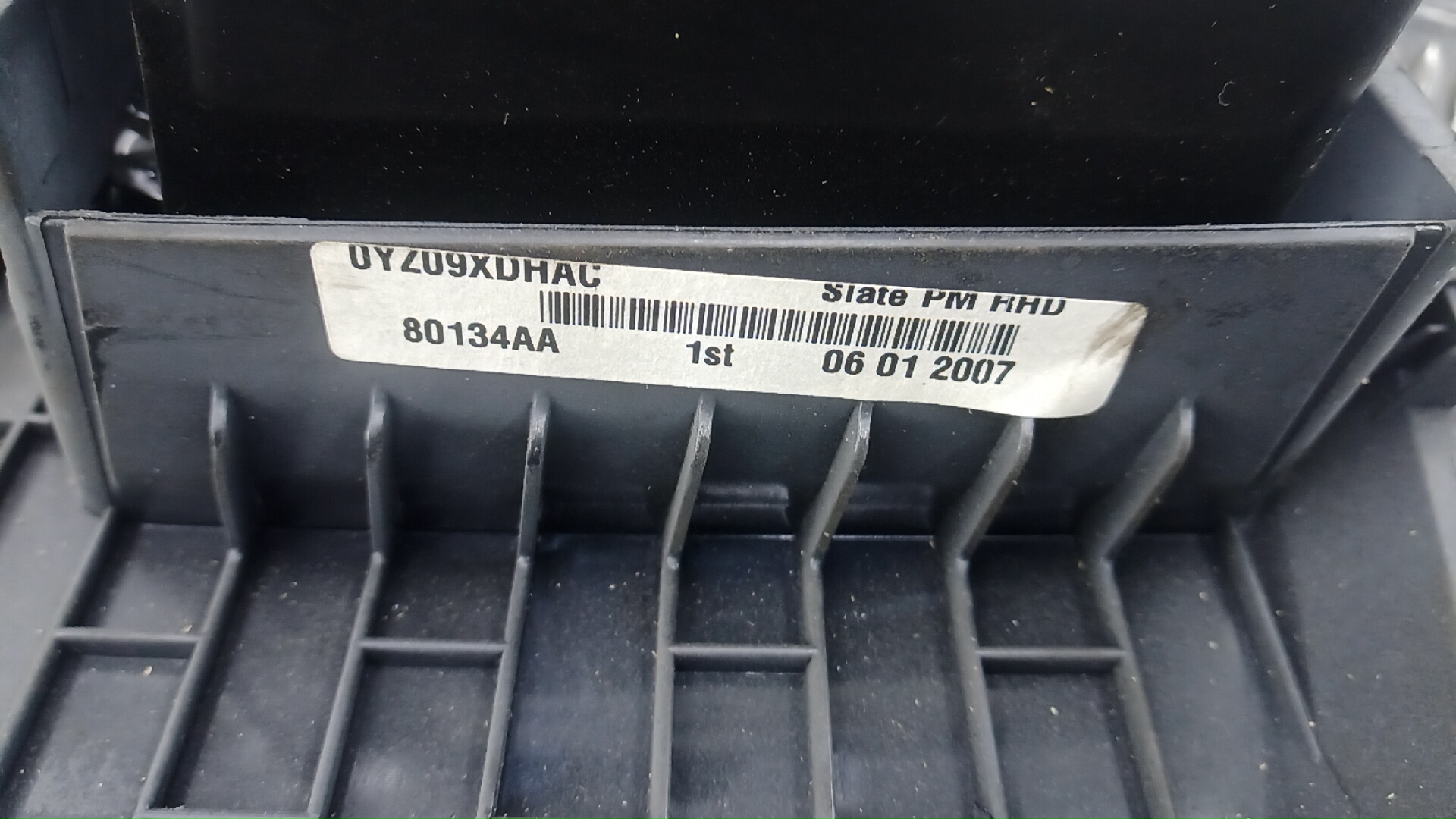 Подушка безопасности пассажирская (в торпедо)