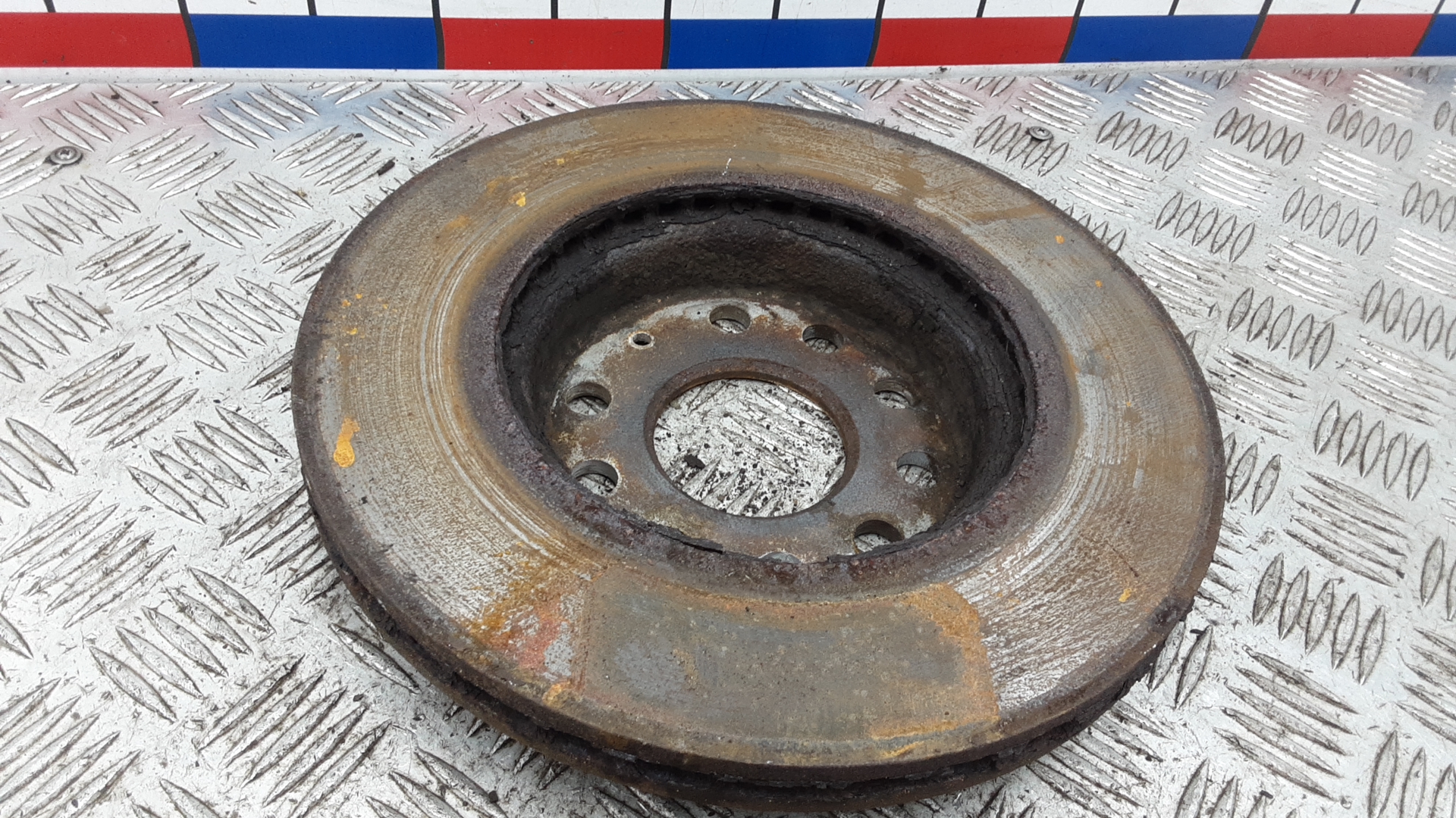 Диск тормозной передний вентилируемый