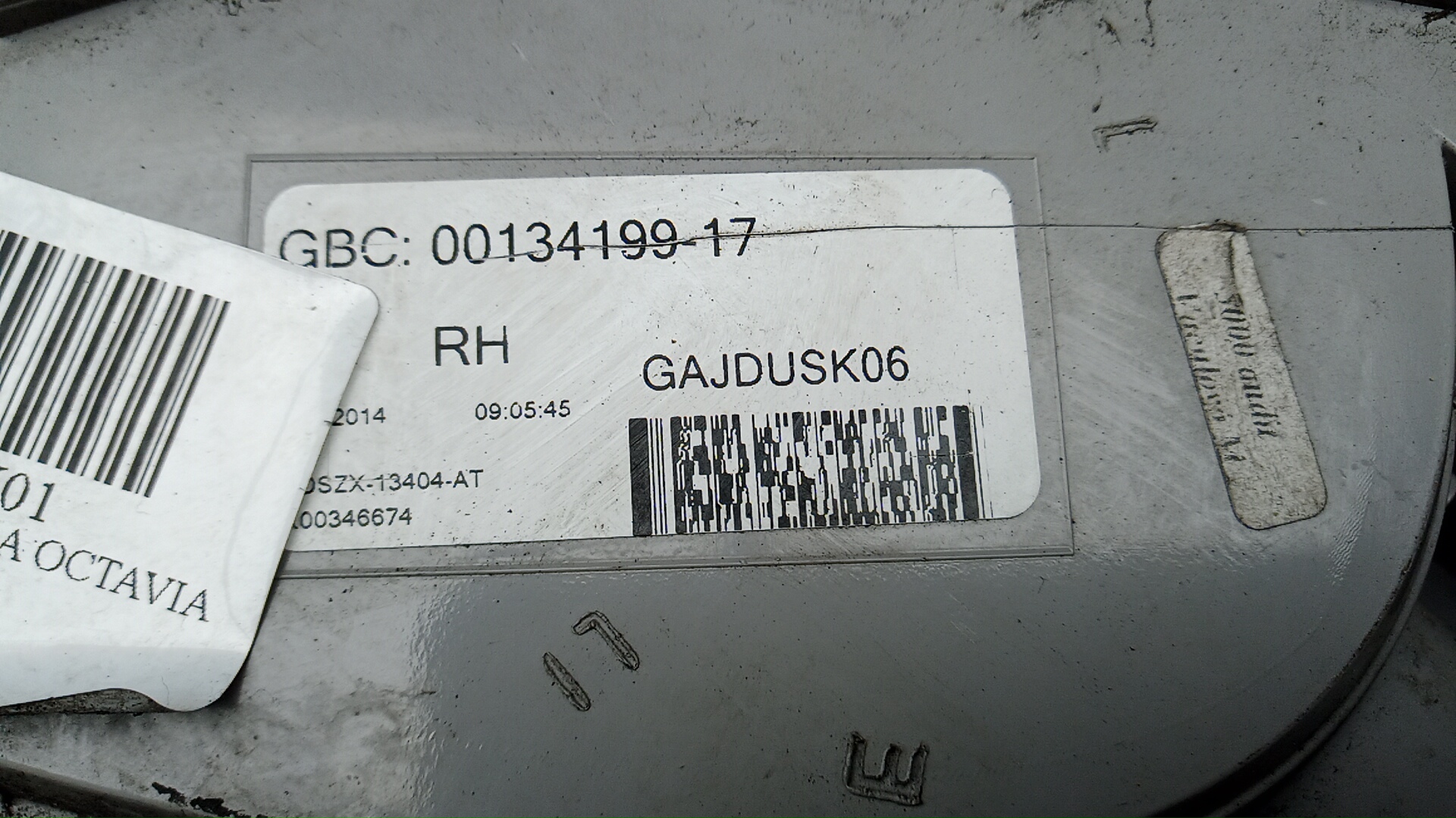 Фонарь задний правый