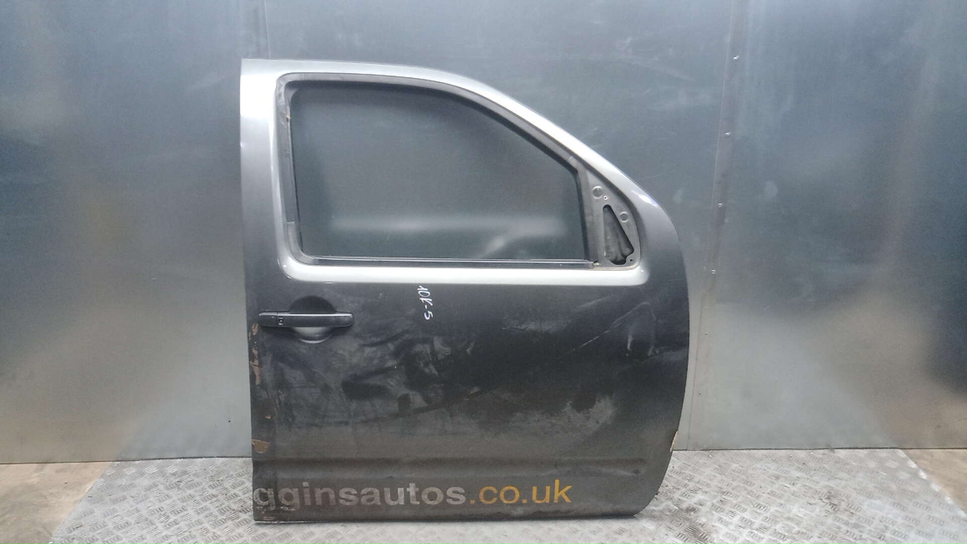 Дверь передняя правая