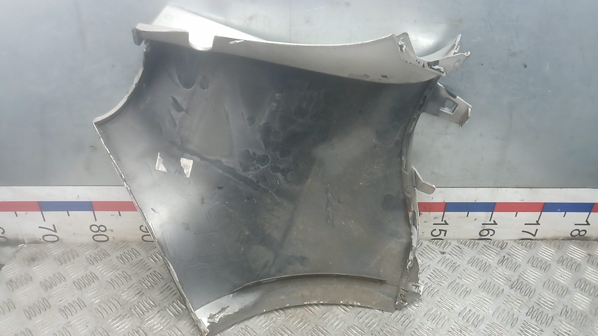 Накладка заднего бампера правая