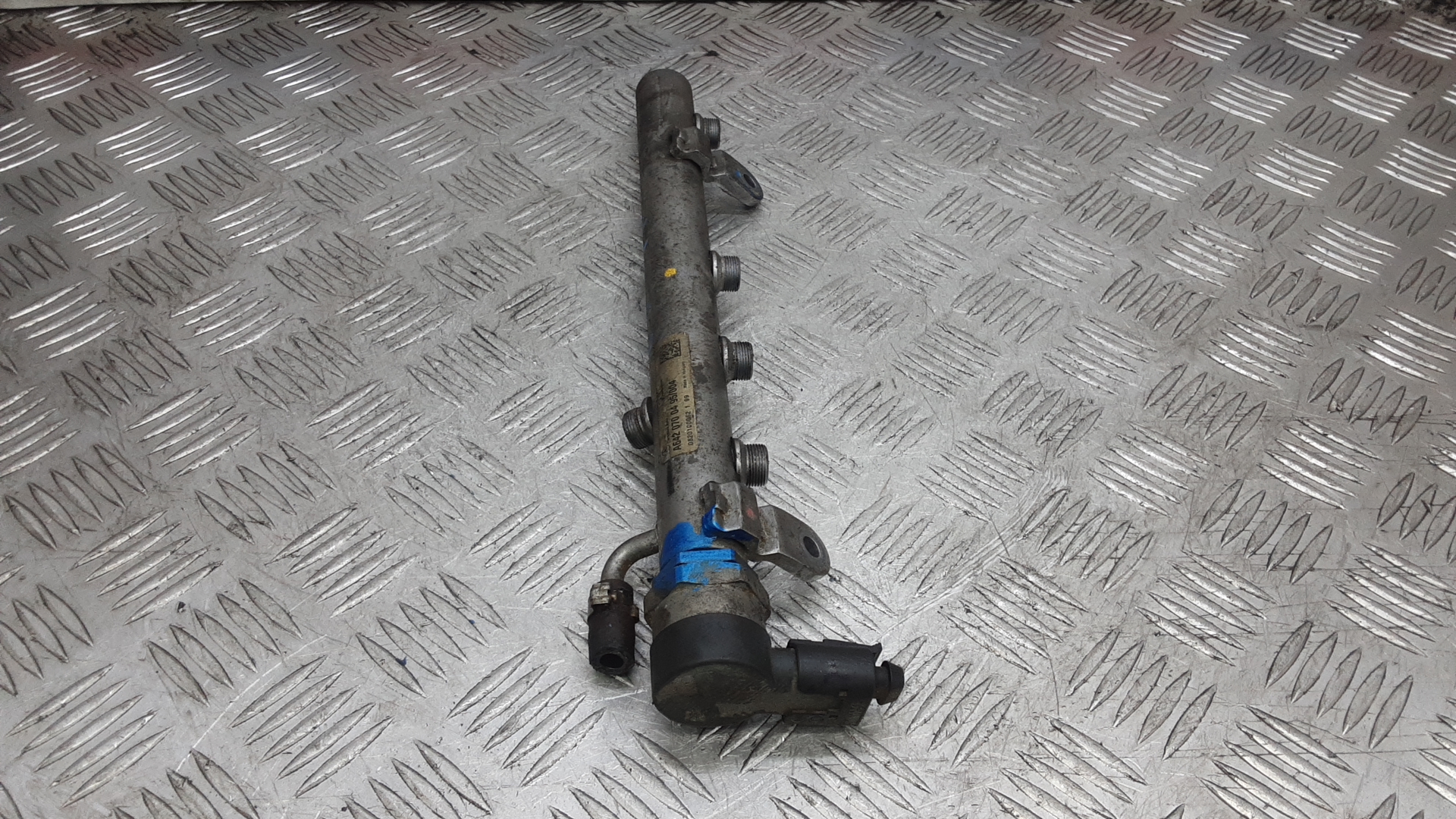 Рейка топливная (рампа)