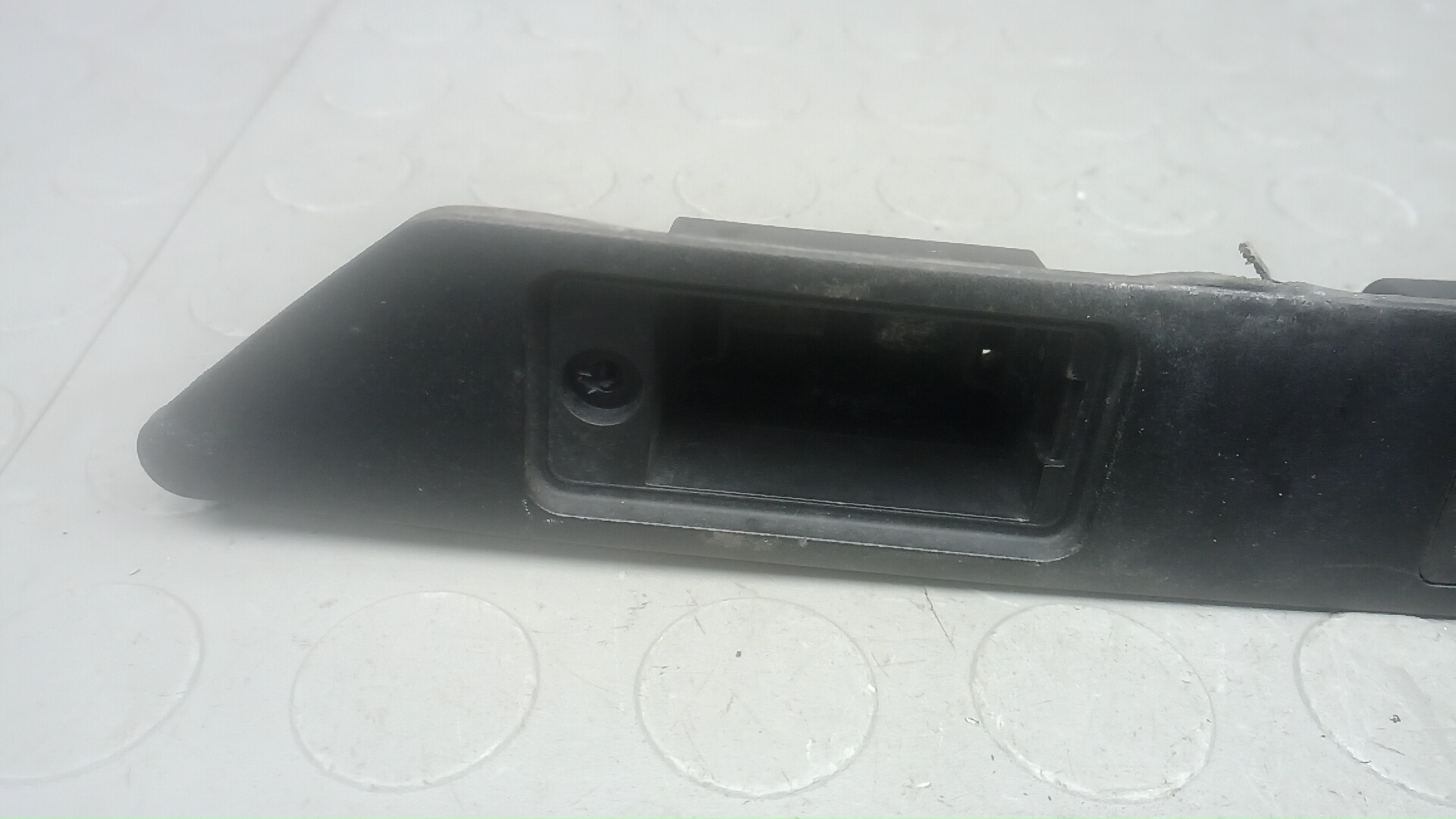 Фонарь подсветки номера