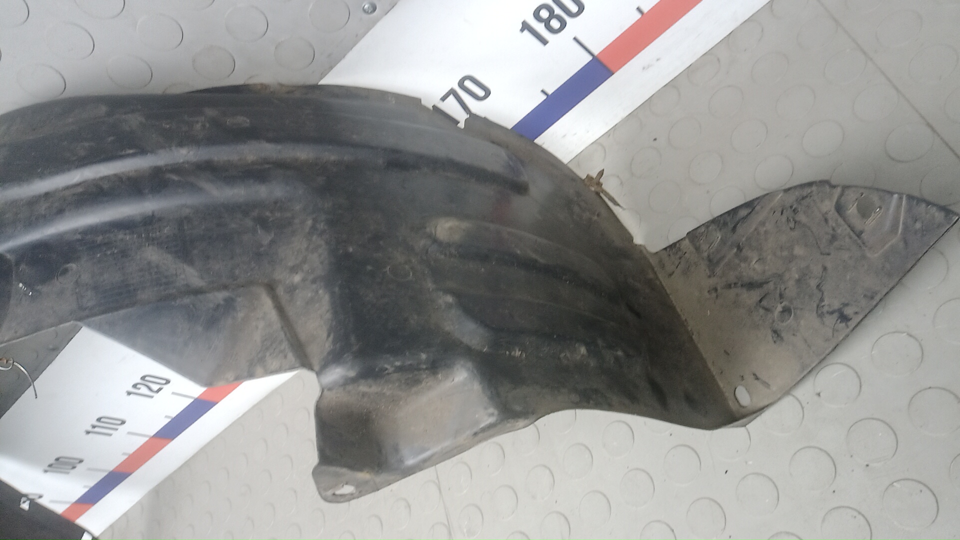 Локер передний левый