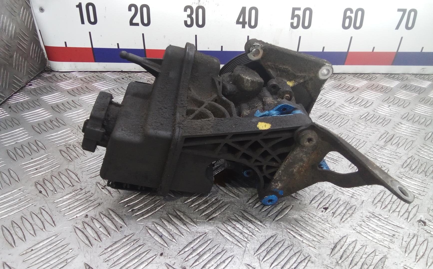 Насос ГУР (гидроусилитель руля)