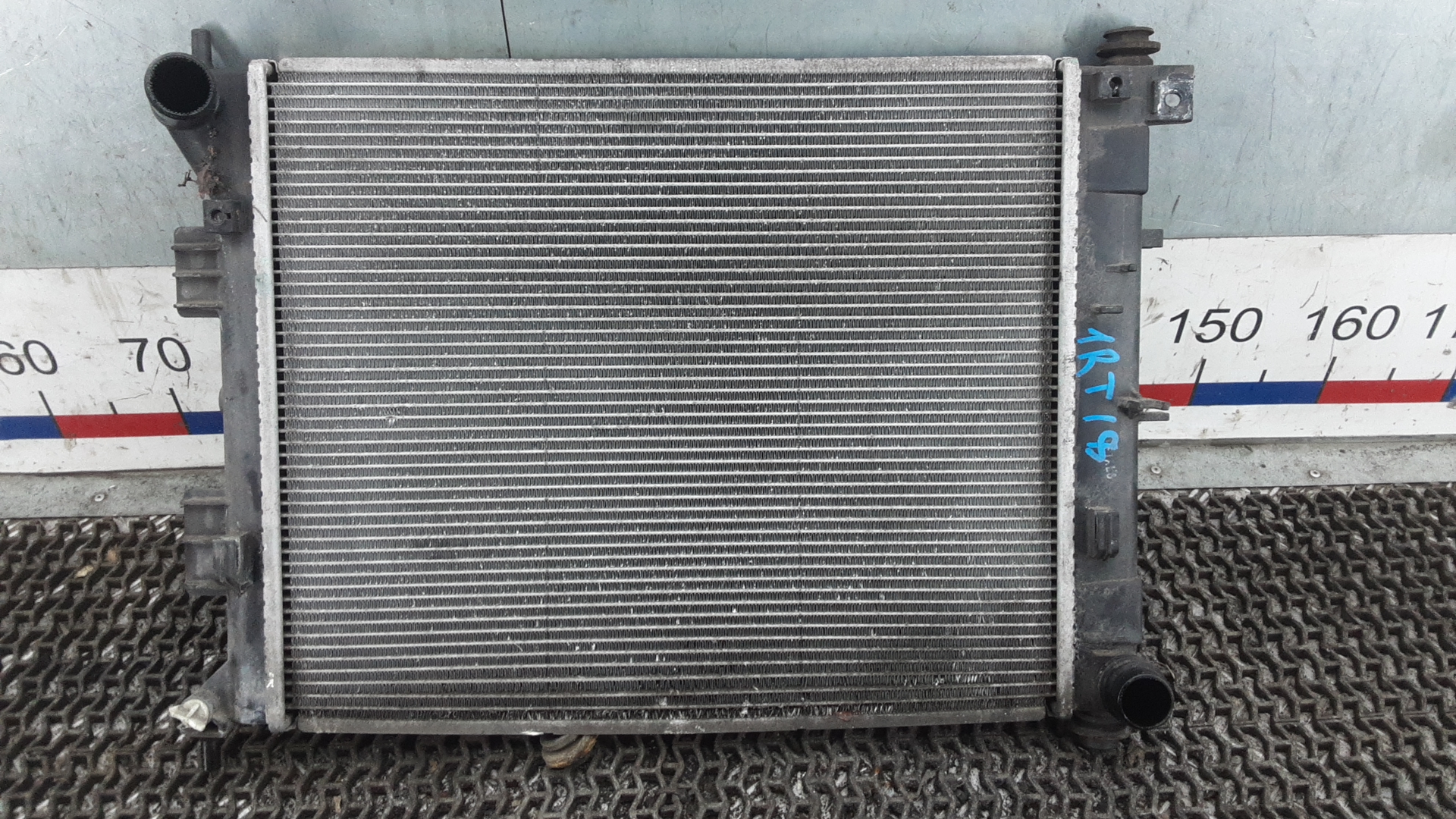 Радиатор охлаждения двигателя основной