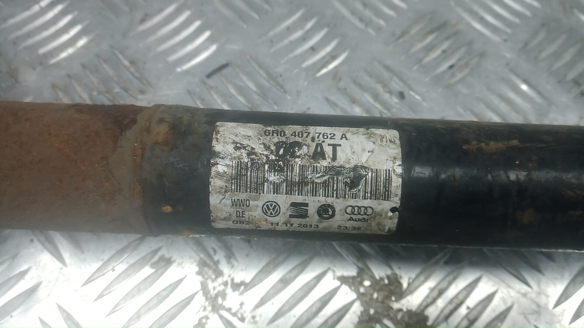 Полуось передняя правая