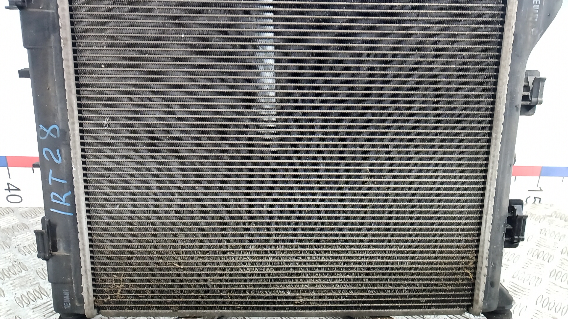 Радиатор охлаждения двигателя основной