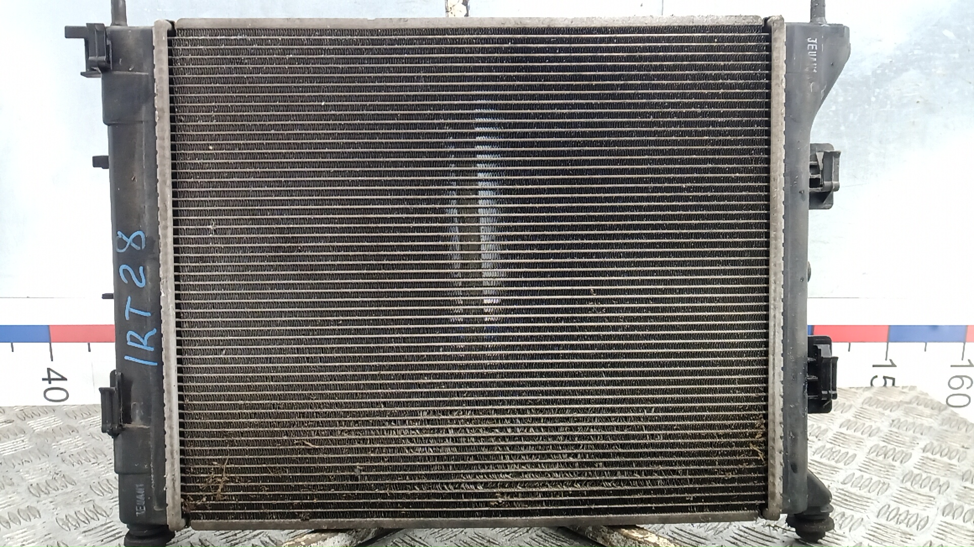 Радиатор охлаждения двигателя основной