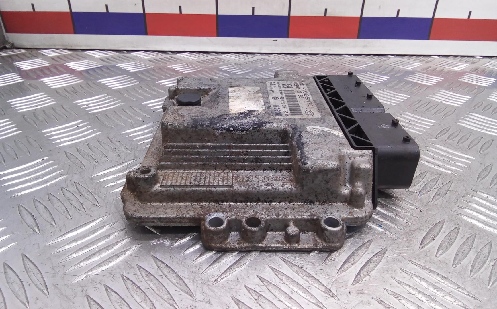 Блок управления двигателем