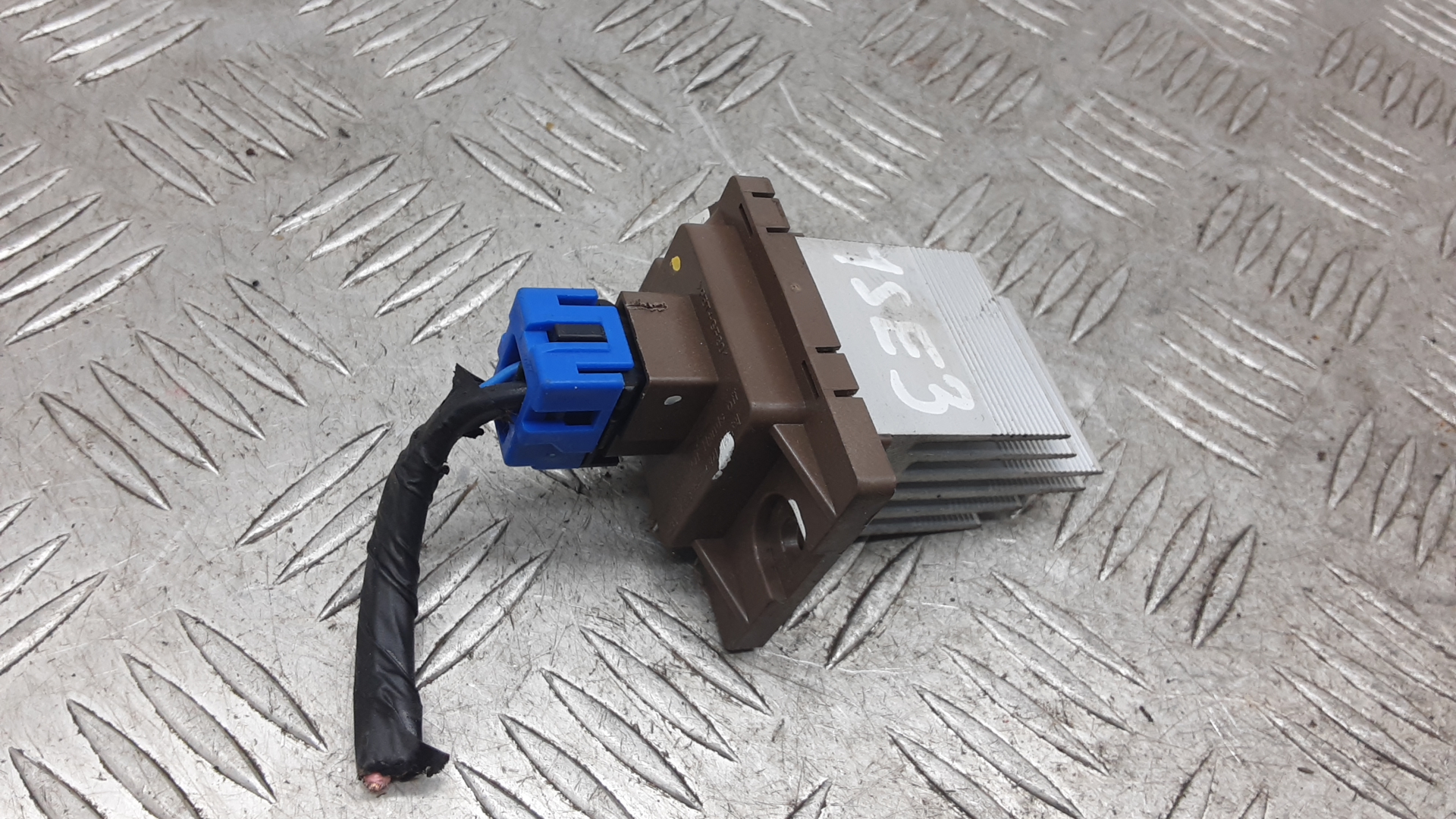 Резистор отопителя