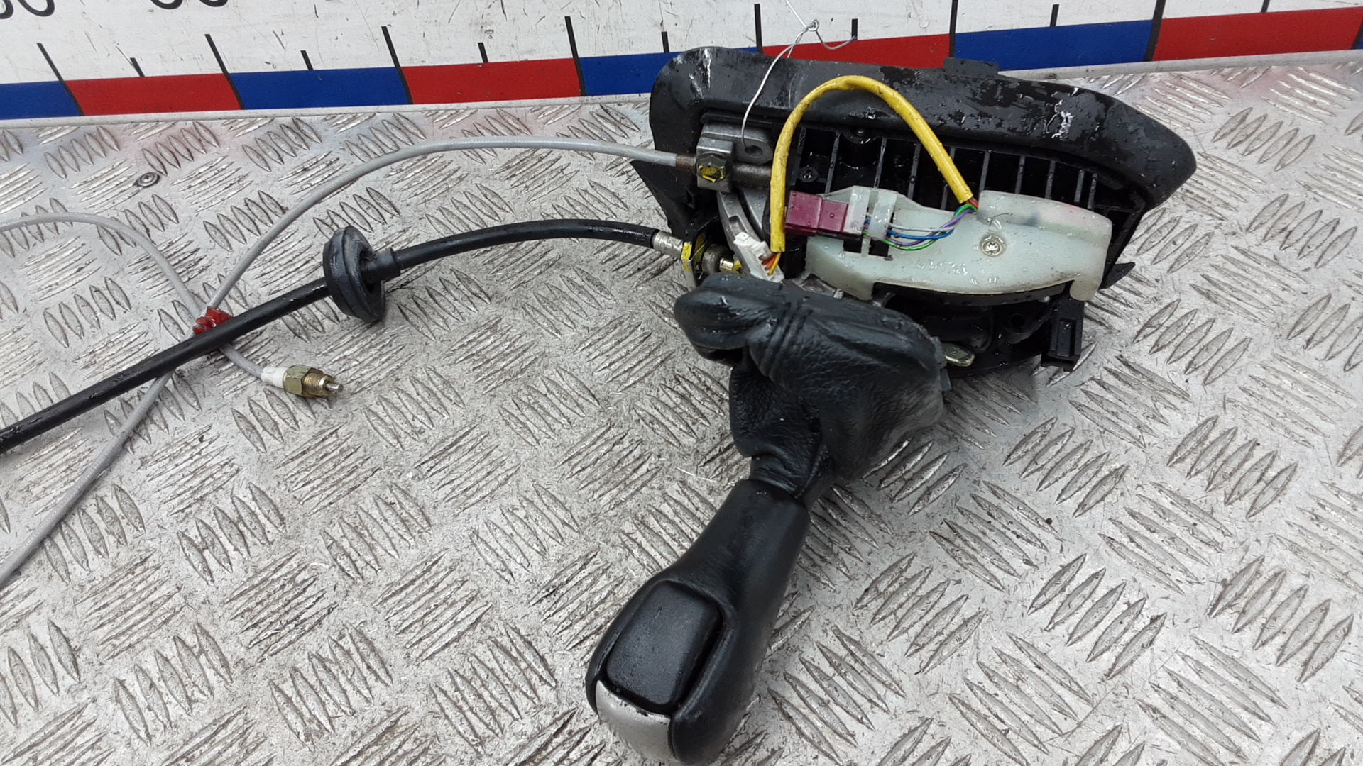 Кулиса МКПП / АКПП