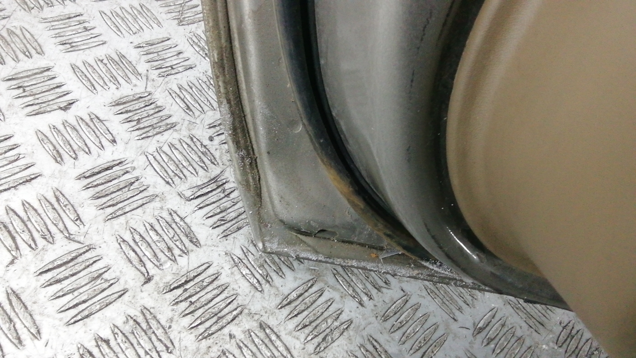 Дверь передняя правая