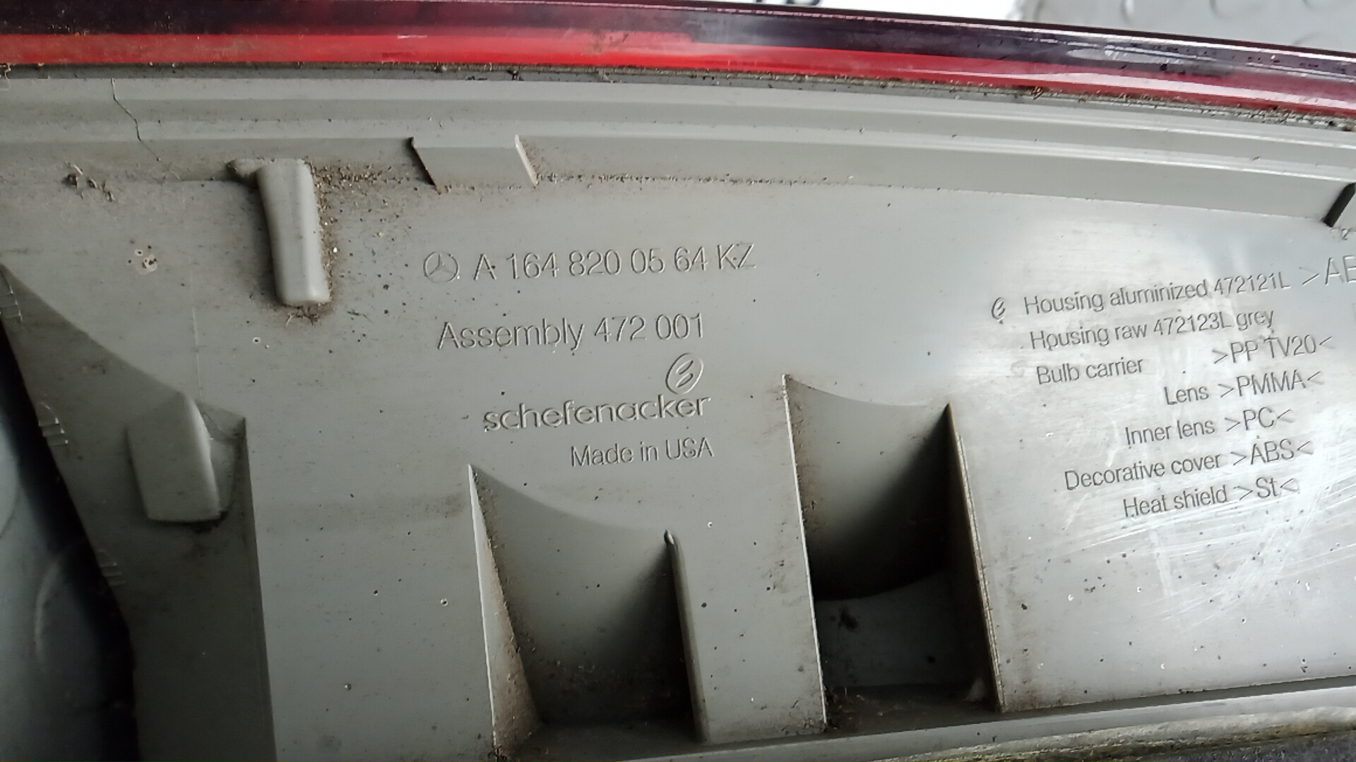 Фонарь задний левый