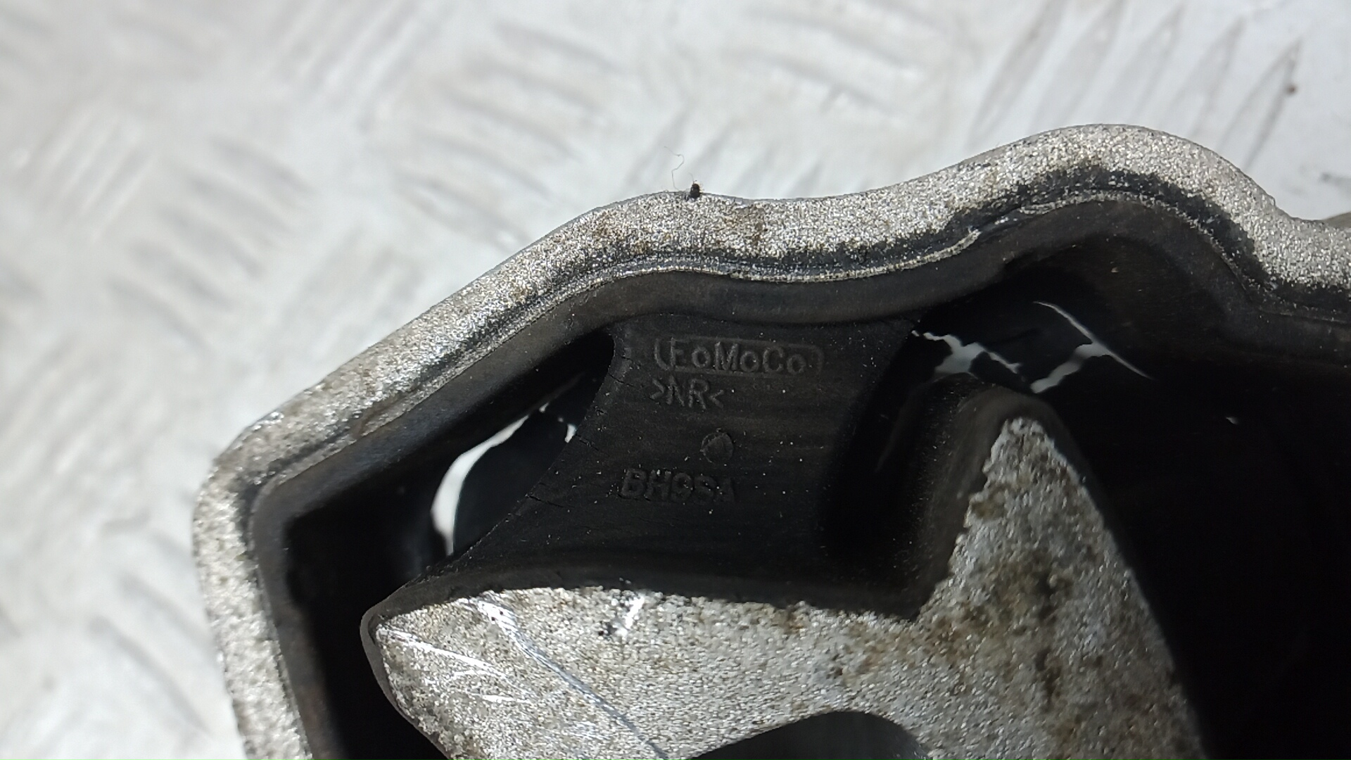 Опора двигателя