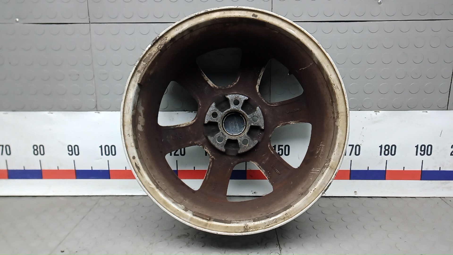 Диск колесный литой легкий сплав