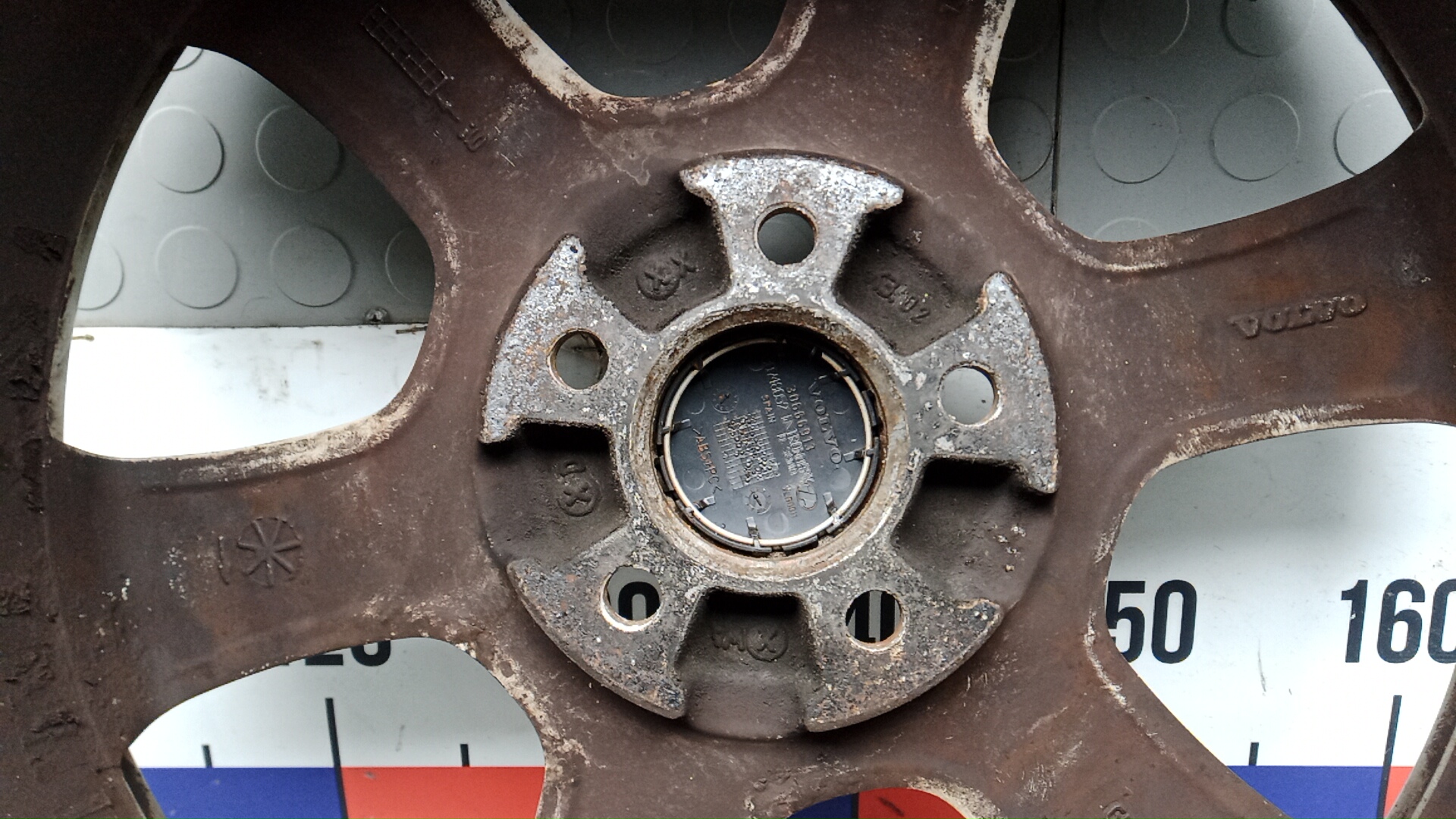 Диск колесный литой легкий сплав