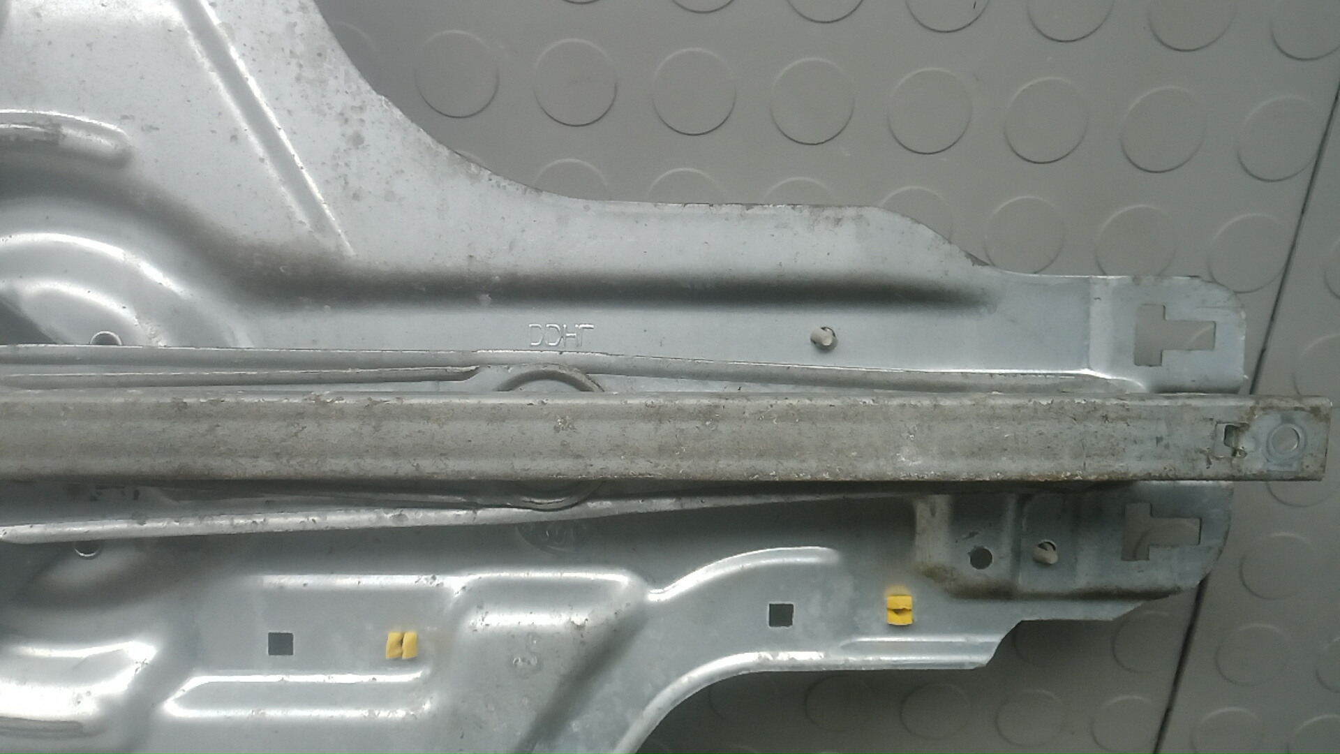 Стеклоподъемник электр. передний правый