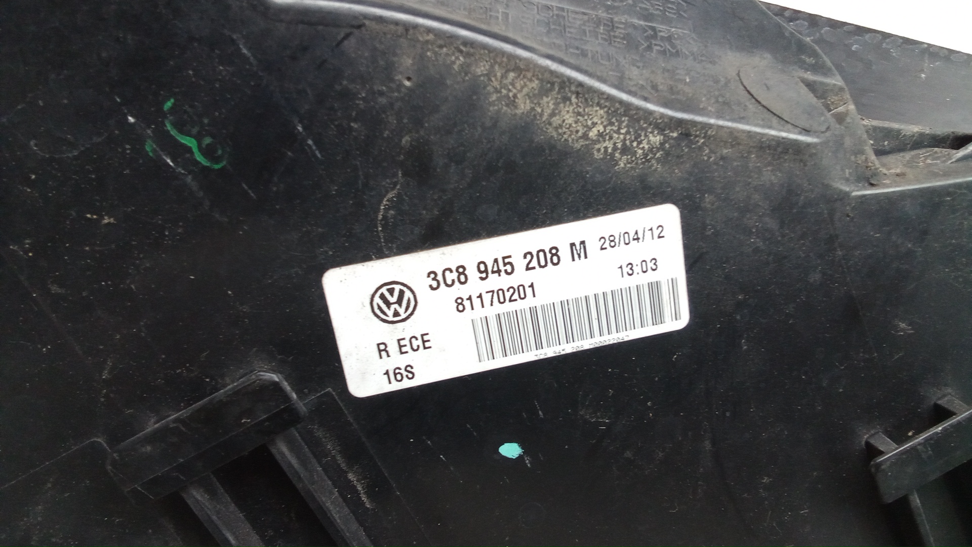 Фонарь задний правый