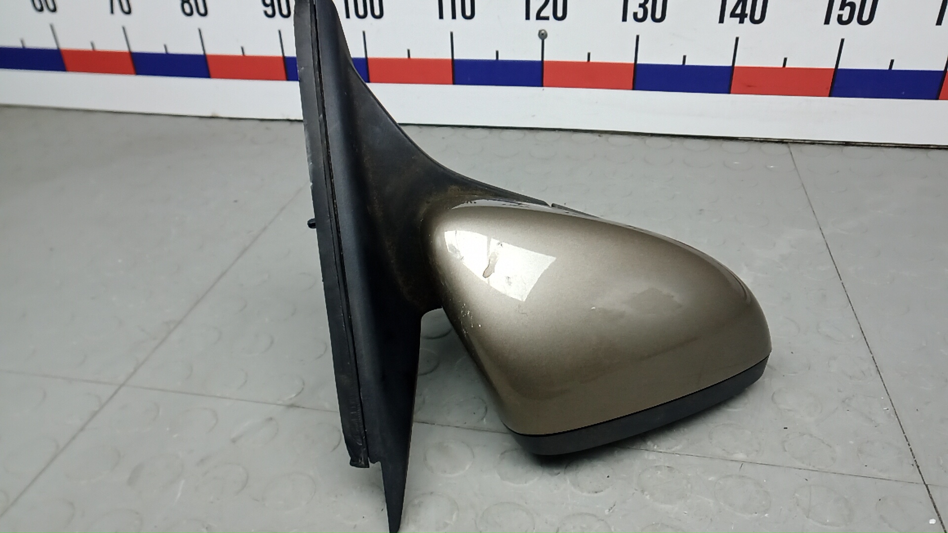 Зеркало правое электрическое