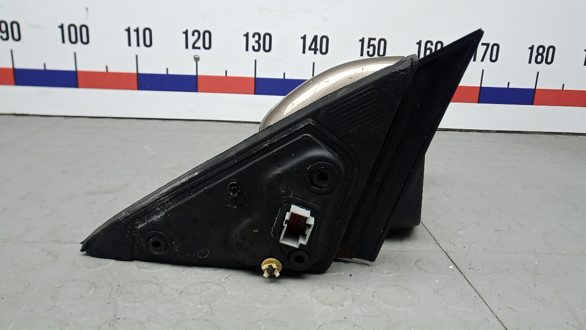 Зеркало правое электрическое