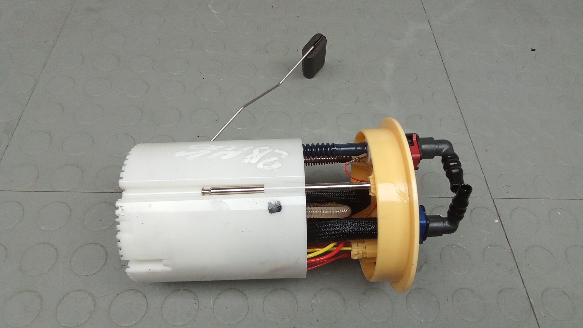 Насос топливный электрический