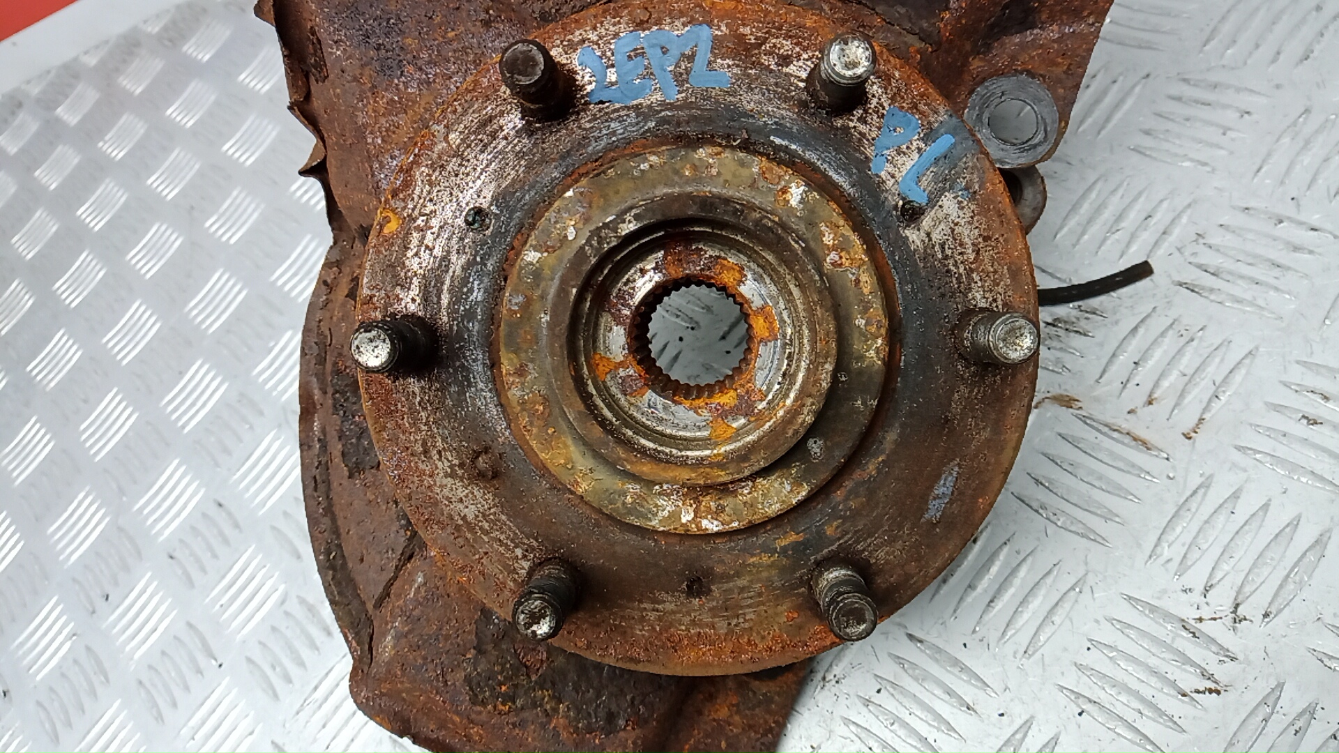 Ступица передняя