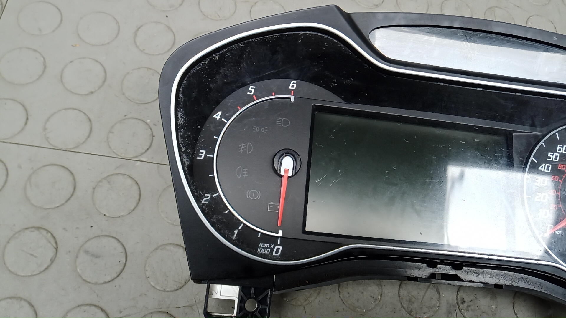 Панель приборов