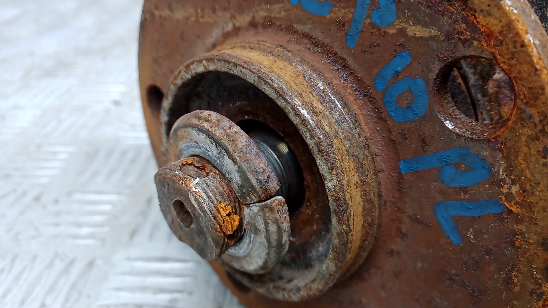 Ступица передняя