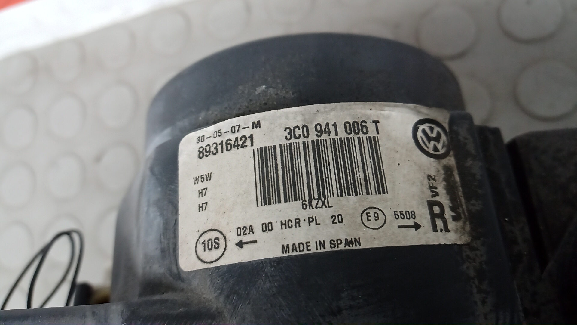 Фара правая