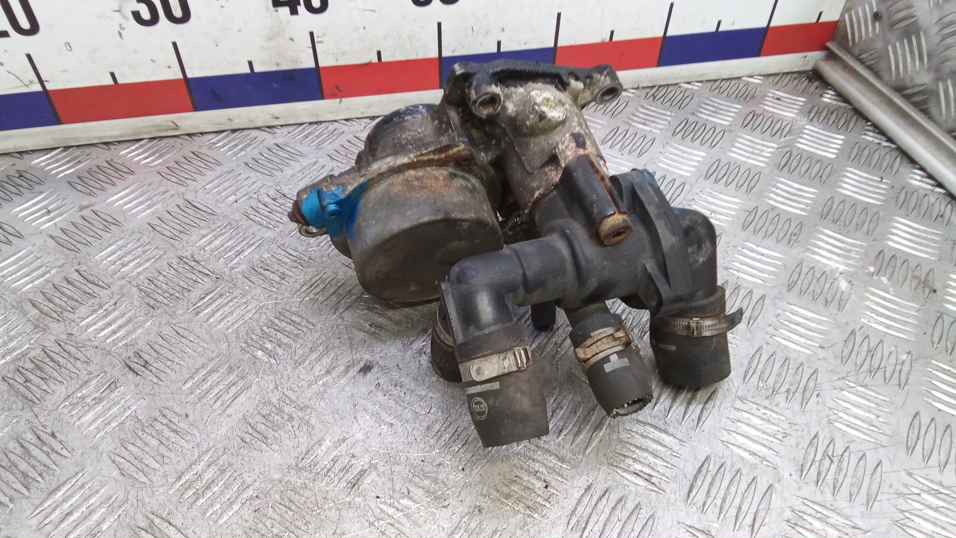 Насос вакуумный