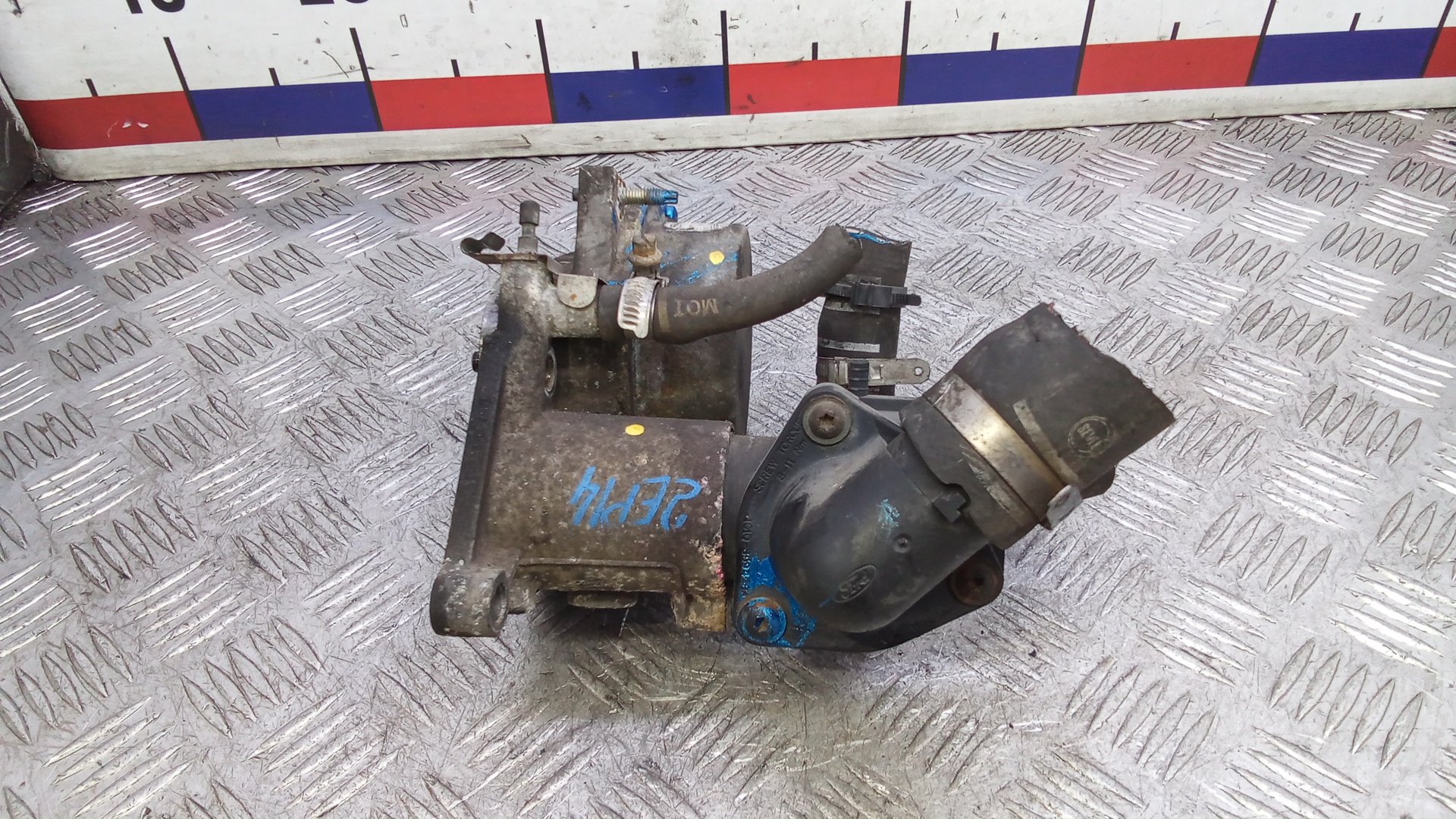 Насос вакуумный