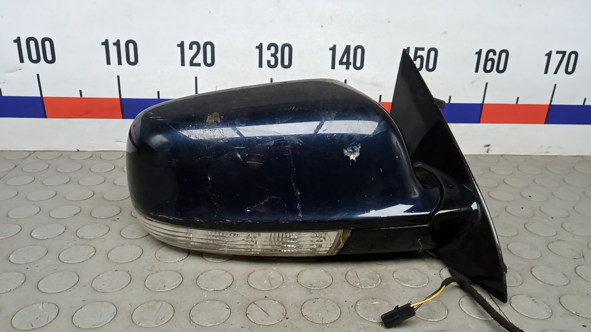 Зеркало правое электрическое